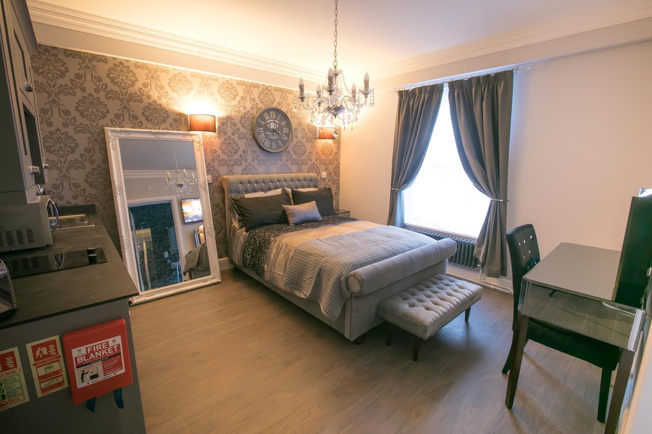 Apartments At Number 10 The Abbey Νόργουιτς Εξωτερικό φωτογραφία