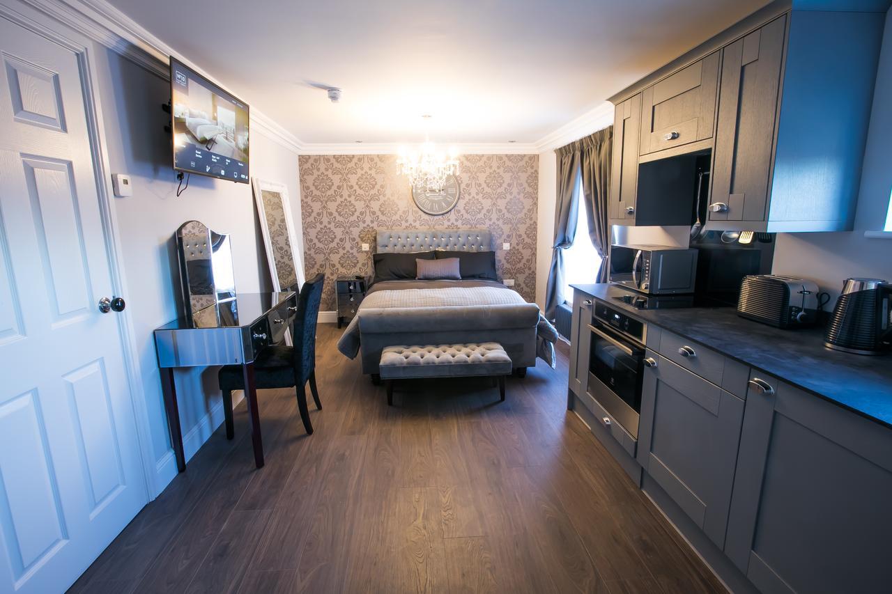 Apartments At Number 10 The Abbey Νόργουιτς Εξωτερικό φωτογραφία